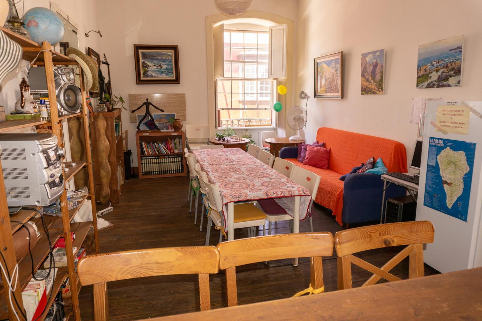 Hostel Albergue La Casa Encantada El Paso Bagian luar foto